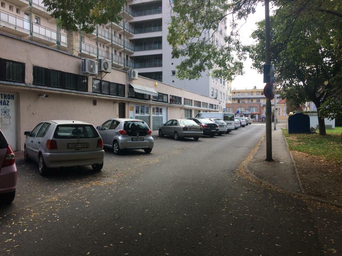 Central Zalaegerszeg Extérieur photo